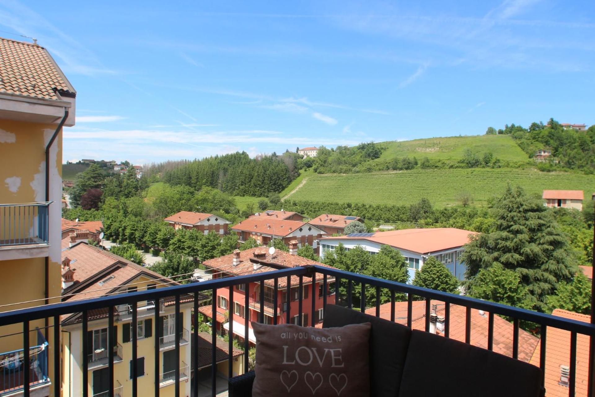 Nice And Cozy Designer Appartment With Special Price Spring 2025 Dogliani Exterior foto